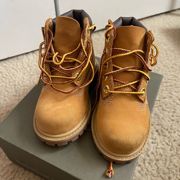TIMBERLAND BOOTS - Picture 2 of 2